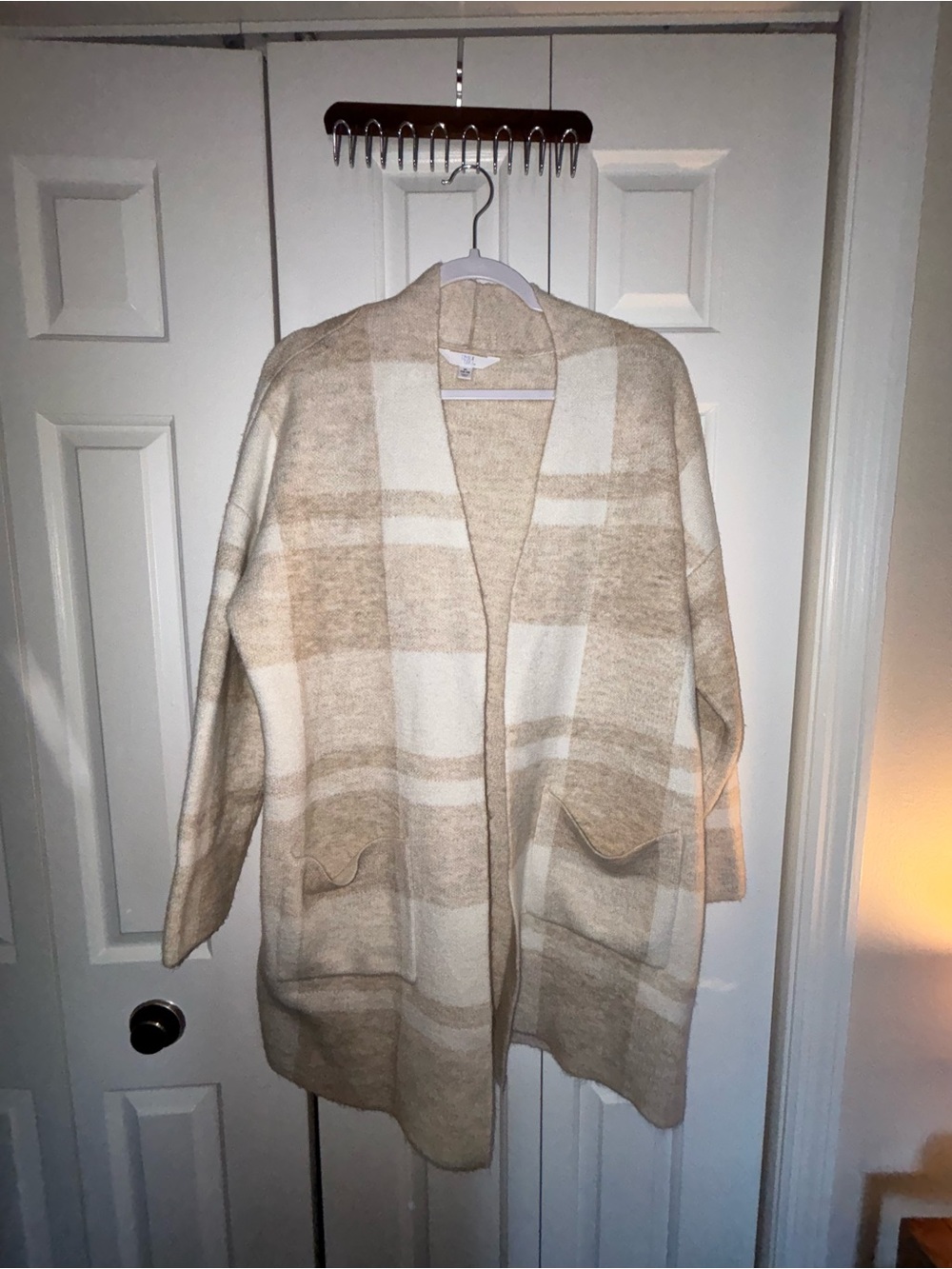 Time and Tru Cream and Tan Plaid Open-Front Cardigan